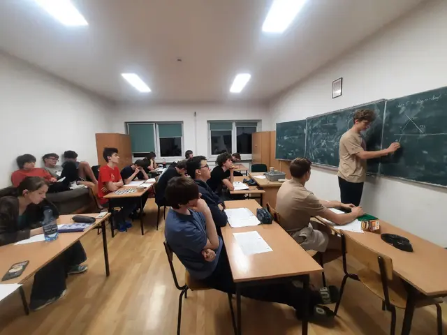 Wykład i praca nad zadaniami podczas V Warsztatów Matematycznych